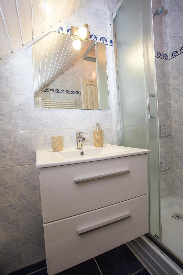 Gyulavezer Lovasbirodalma Gyulakeszi Cameră foto
